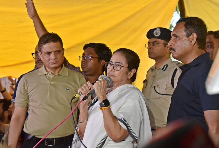 ফের বৈঠক, সোমবার বিকেল ৫ টায় সময় দিলেন মুখ্যমন্ত্রী। এম ভারত নিউজ